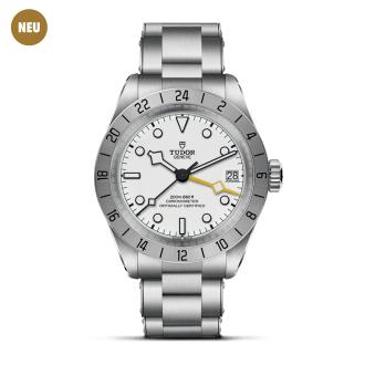 tudor-m79470-0004