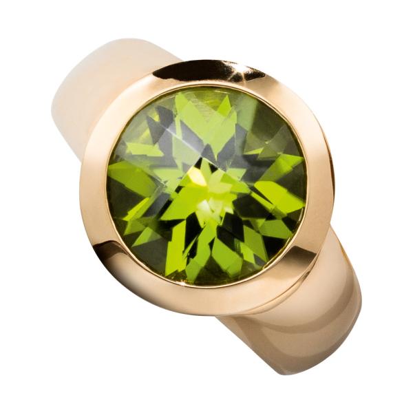 Ring mit grünem Peridot